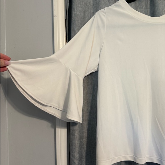 Uniqlo White Top with Flare Sleeves - Picture 2 of 5